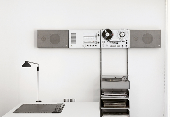 Dieter's stereo system and desk